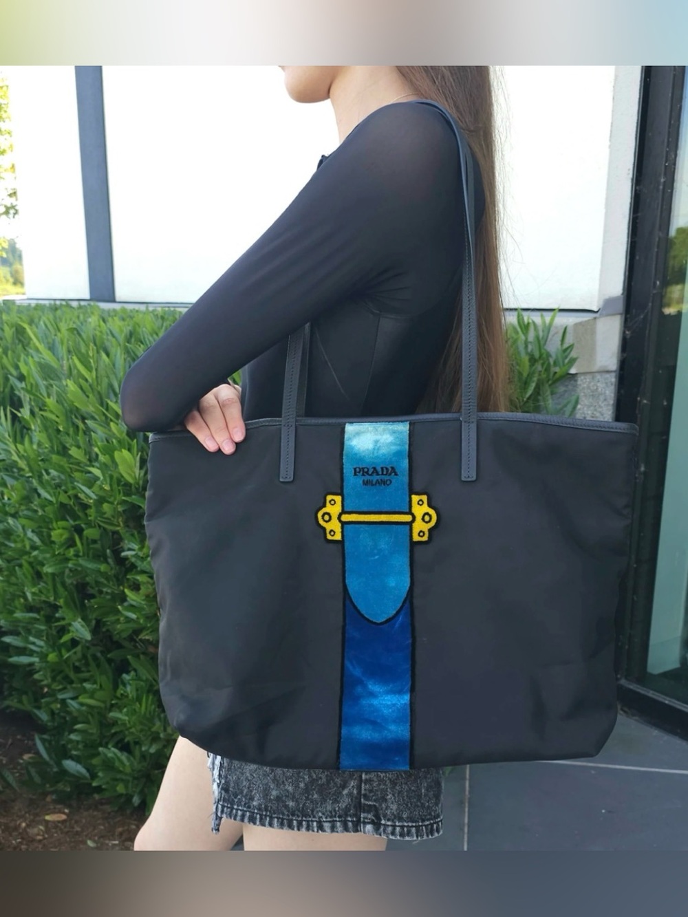 Prada Tessuto Nylon Ricamo tote bag - Picture 3 of 16
